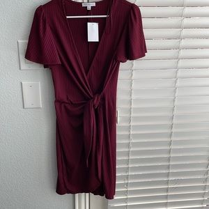 Socialite Wrap Dress Burgundy